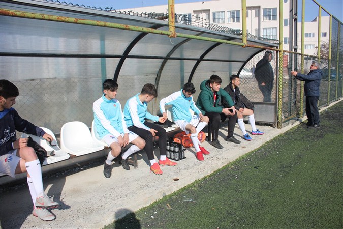 YENİ TAŞOVASPOR, SULUOVA SPOR'A, 3-1 MAĞLUP OLDU