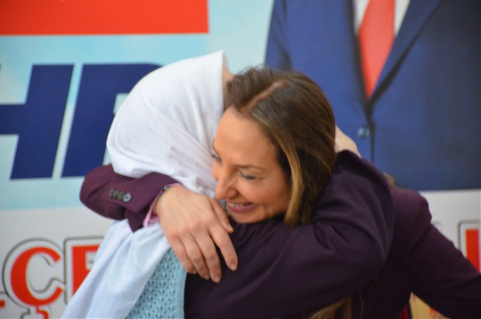 CHP Kadın Kolları Genel Başkanı Aylin Nazlıaka Taşova'da