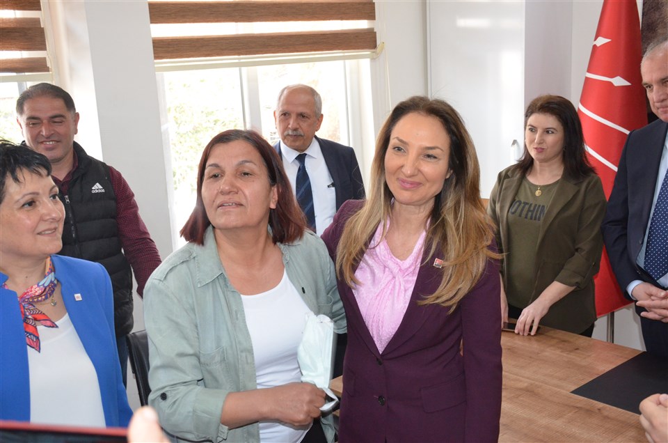CHP Kadın Kolları Genel Başkanı Aylin Nazlıaka Taşova'da