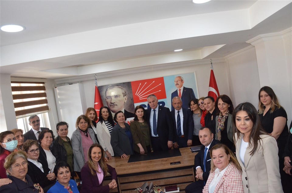 CHP Kadın Kolları Genel Başkanı Aylin Nazlıaka Taşova'da