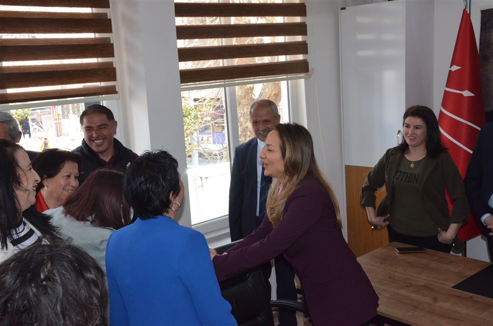 CHP Kadın Kolları Genel Başkanı Aylin Nazlıaka Taşova'da