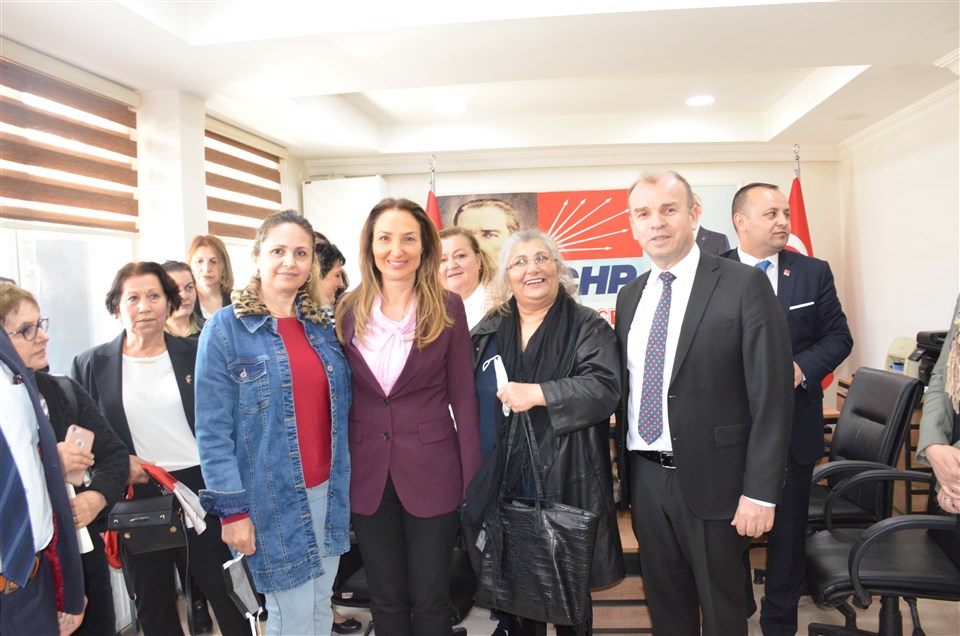 CHP Kadın Kolları Genel Başkanı Aylin Nazlıaka Taşova'da