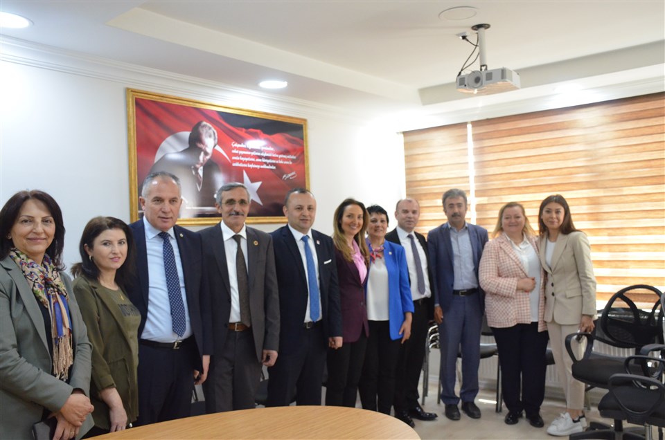CHP Kadın Kolları Genel Başkanı Aylin Nazlıaka Taşova'da