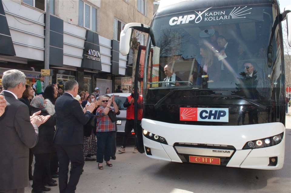 CHP Kadın Kolları Genel Başkanı Aylin Nazlıaka Taşova'da
