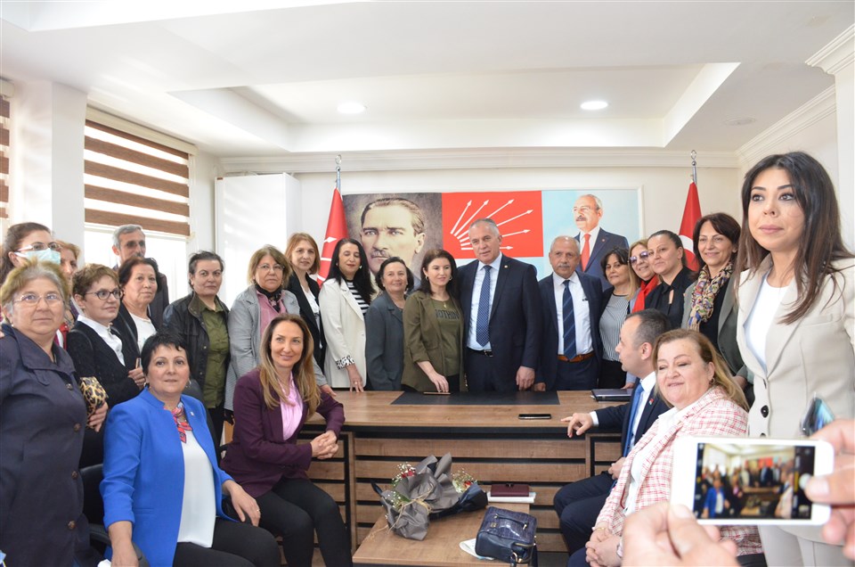 CHP Kadın Kolları Genel Başkanı Aylin Nazlıaka Taşova'da