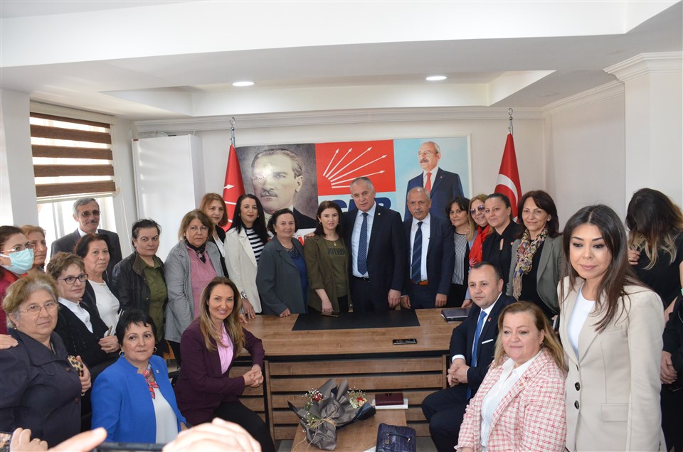 CHP Kadın Kolları Genel Başkanı Aylin Nazlıaka Taşova'da