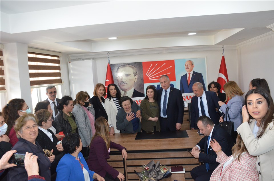 CHP Kadın Kolları Genel Başkanı Aylin Nazlıaka Taşova'da