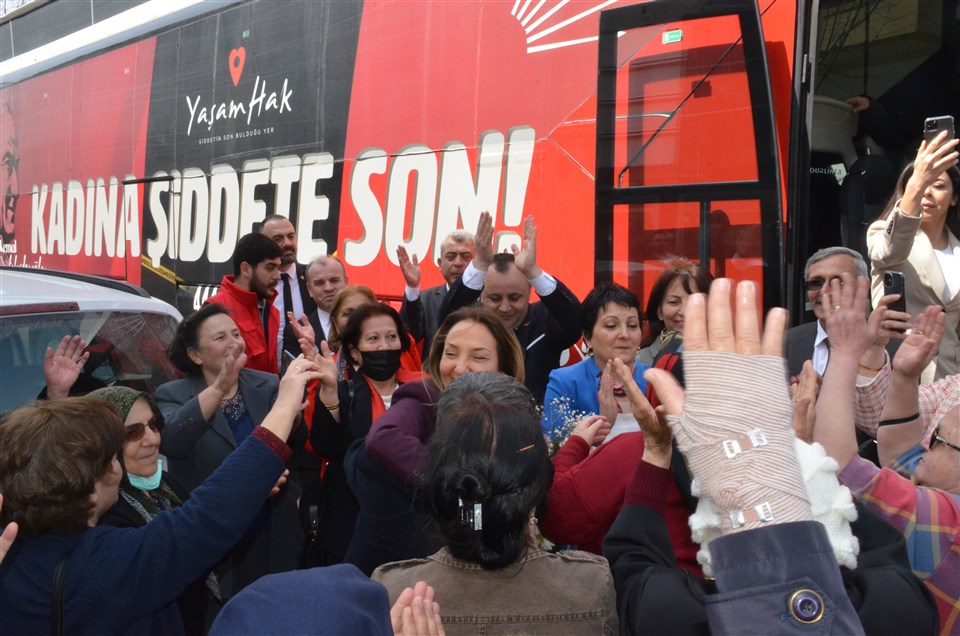 CHP Kadın Kolları Genel Başkanı Aylin Nazlıaka Taşova'da