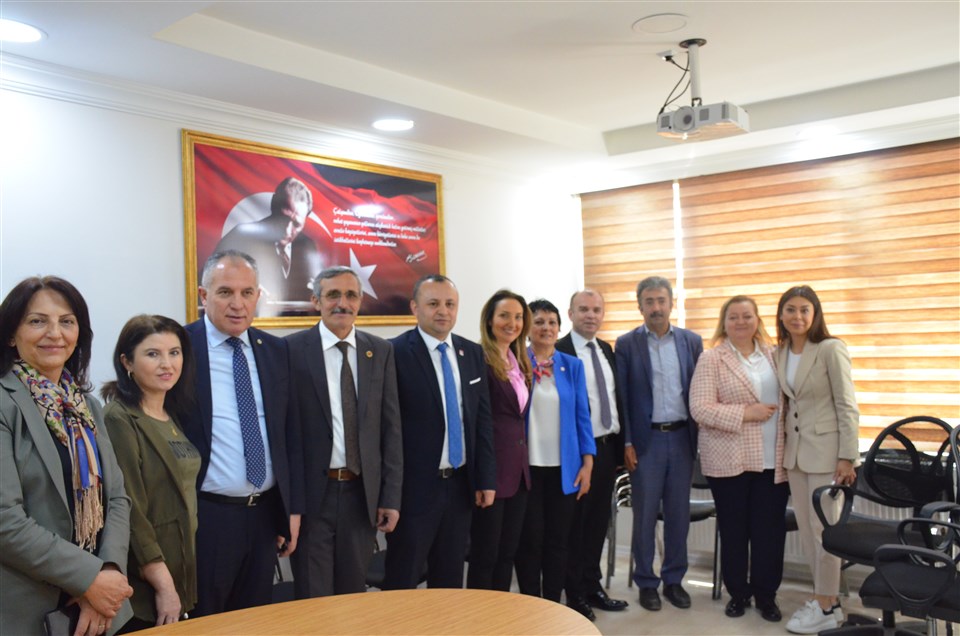 CHP Kadın Kolları Genel Başkanı Aylin Nazlıaka Taşova'da