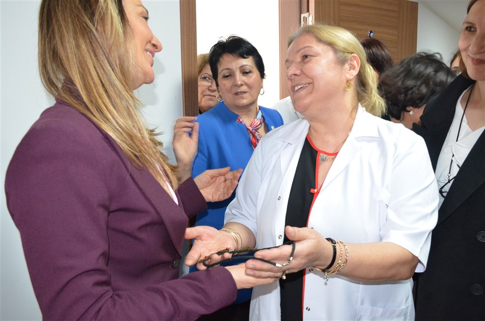 CHP Kadın Kolları Genel Başkanı Aylin Nazlıaka Taşova'da