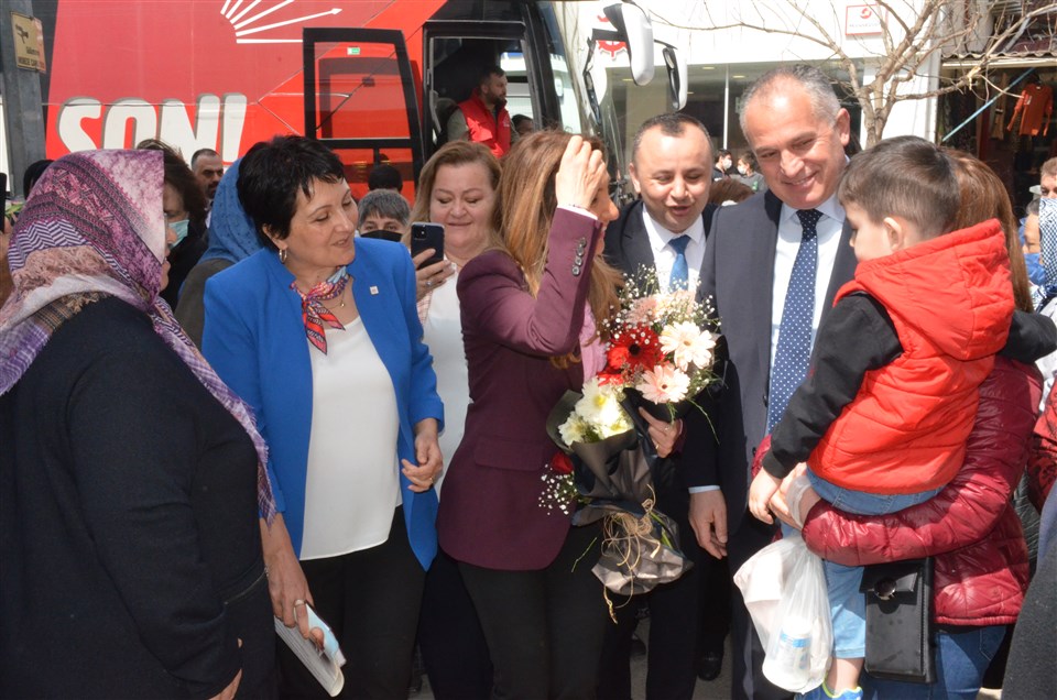 CHP Kadın Kolları Genel Başkanı Aylin Nazlıaka Taşova'da