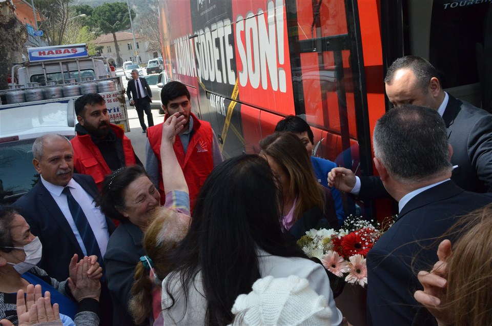 CHP Kadın Kolları Genel Başkanı Aylin Nazlıaka Taşova'da