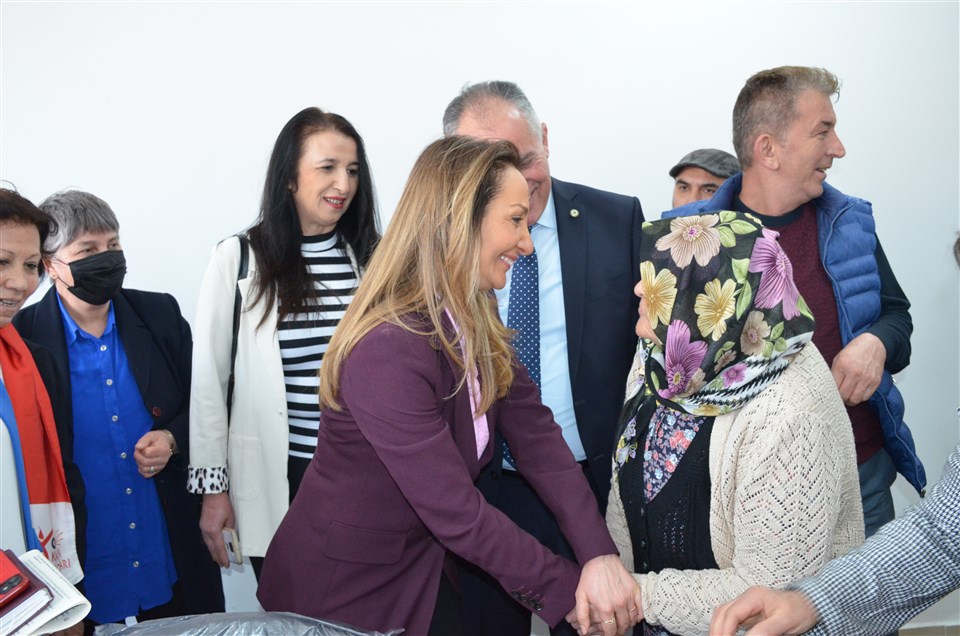 CHP Kadın Kolları Genel Başkanı Aylin Nazlıaka Taşova'da
