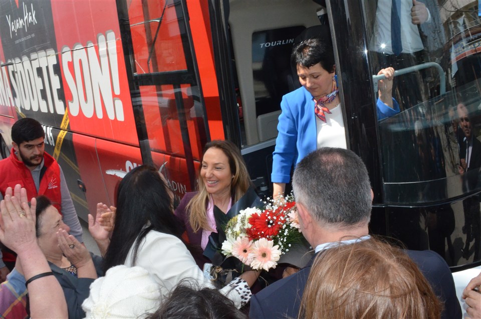 CHP Kadın Kolları Genel Başkanı Aylin Nazlıaka Taşova'da