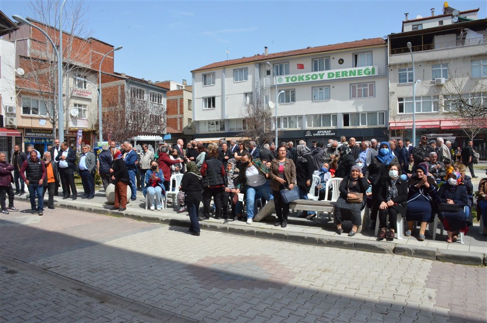 CHP Kadın Kolları Genel Başkanı Aylin Nazlıaka Taşova'da