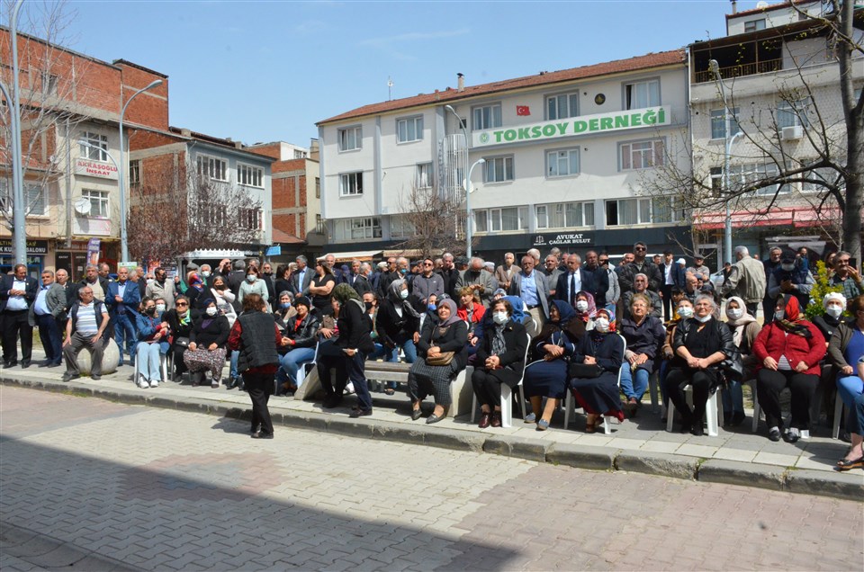 CHP Kadın Kolları Genel Başkanı Aylin Nazlıaka Taşova'da