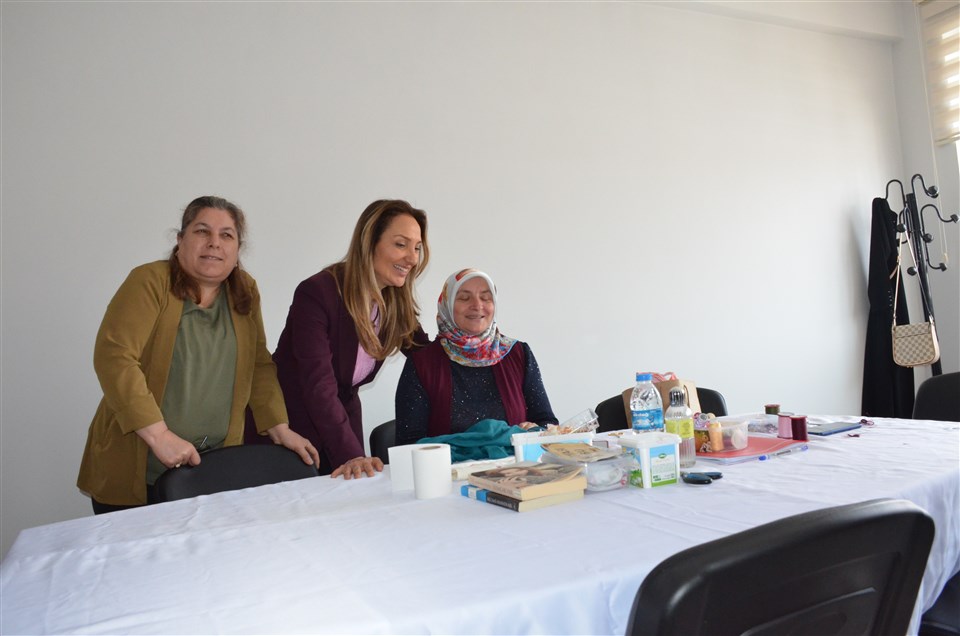 CHP Kadın Kolları Genel Başkanı Aylin Nazlıaka Taşova'da