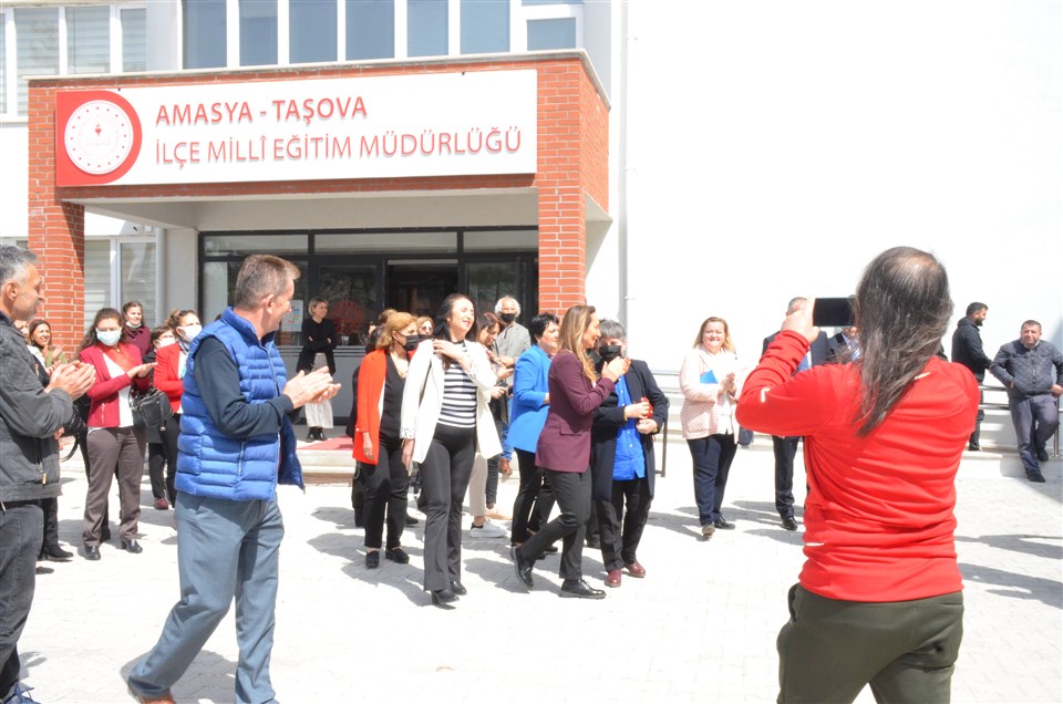 CHP Kadın Kolları Genel Başkanı Aylin Nazlıaka Taşova'da