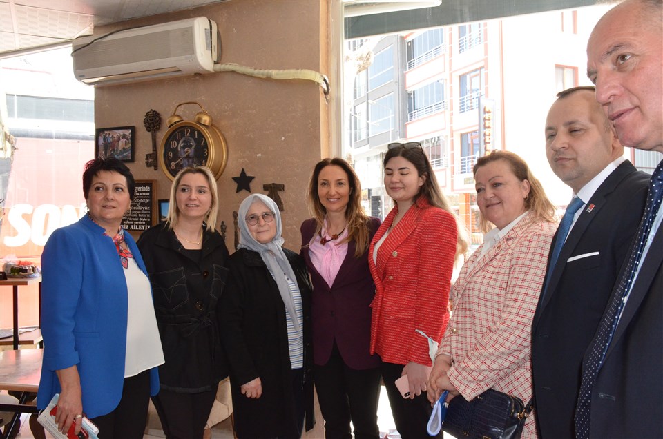 CHP Kadın Kolları Genel Başkanı Aylin Nazlıaka Taşova'da