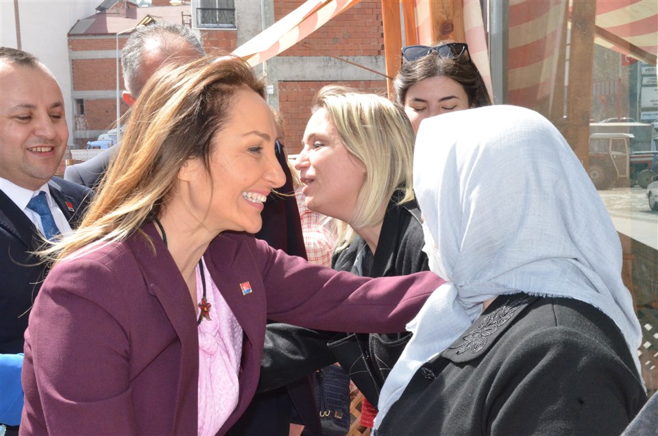 CHP Kadın Kolları Genel Başkanı Aylin Nazlıaka Taşova'da