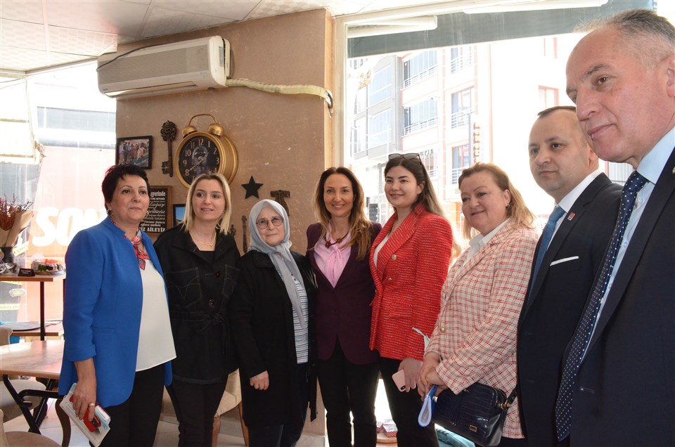 CHP Kadın Kolları Genel Başkanı Aylin Nazlıaka Taşova'da