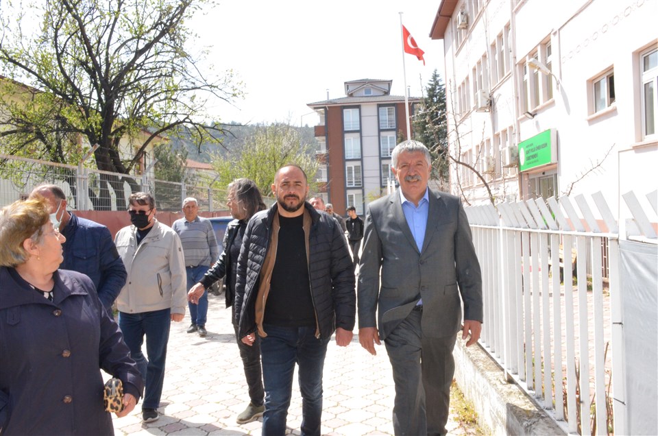 CHP Kadın Kolları Genel Başkanı Aylin Nazlıaka Taşova'da