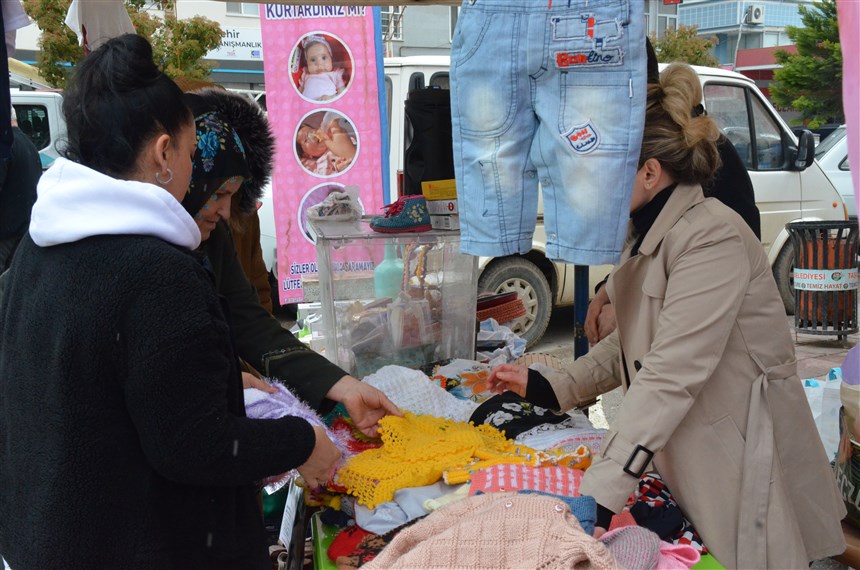 Ela Bebek İçin Taşova’da Stant Açıldı