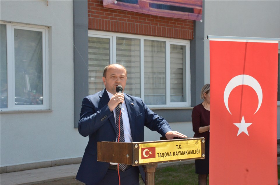 “Hayat Boyu Öğrenme” Kurslarının Yıl sonu Kapanış Sergisi Başladı