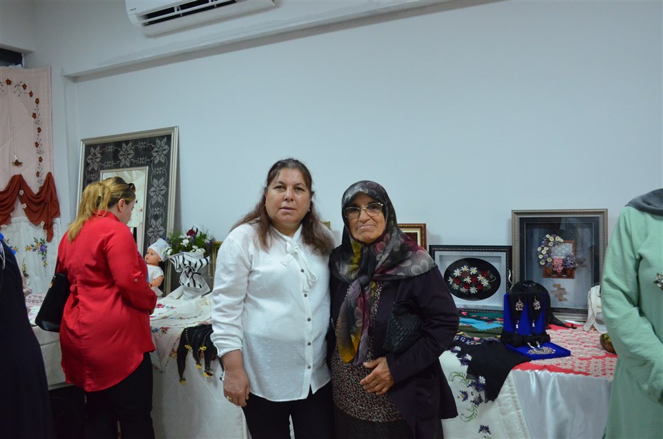“Hayat Boyu Öğrenme” Kurslarının Yıl sonu Kapanış Sergisi Başladı