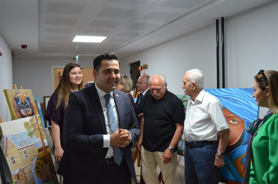 “Hayat Boyu Öğrenme” Kurslarının Yıl sonu Kapanış Sergisi Başladı