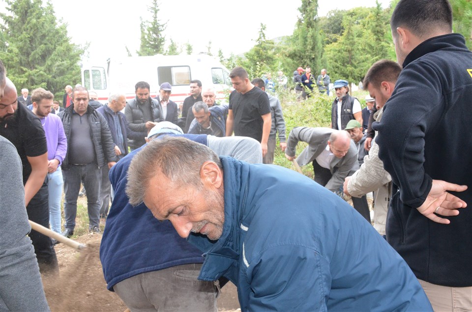 Halis Özgür Son Yolculuğuna Uğurlandı