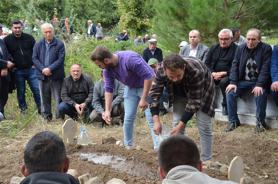 Halis Özgür Son Yolculuğuna Uğurlandı