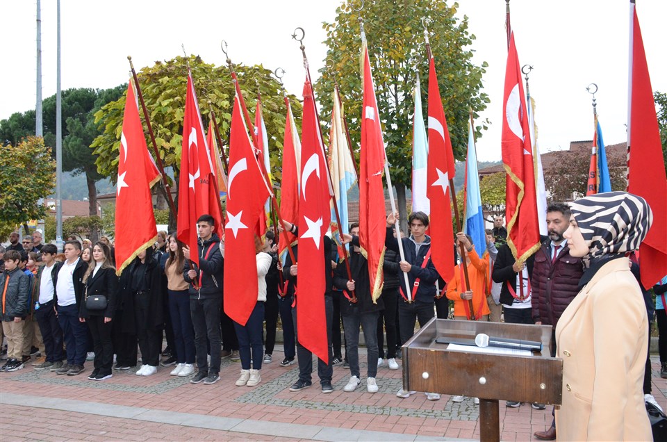 84'üncü Yıldönümünde Atatürk'ü Anma Programı
