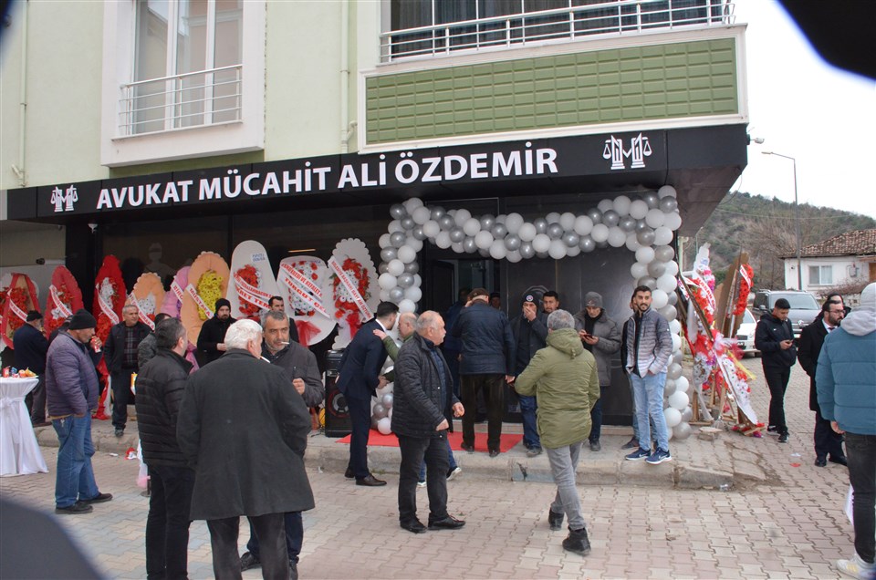 Mücahit Ali Özdemir Hukuk Bürosu Açılışı Yapıldı