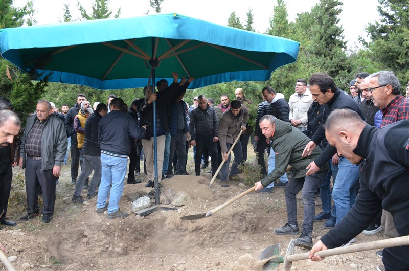Hakkı Gencel Toprağa Verildi