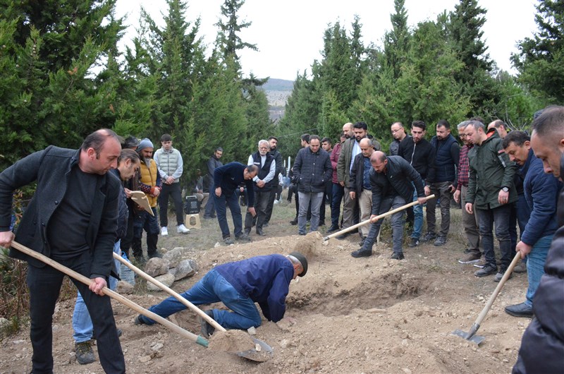 Hakkı Gencel Toprağa Verildi