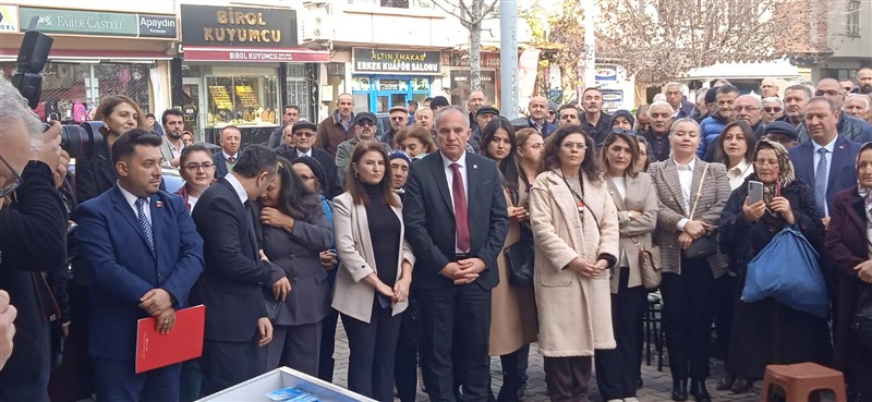 Özalp Aday Adaylığını Açıkladı