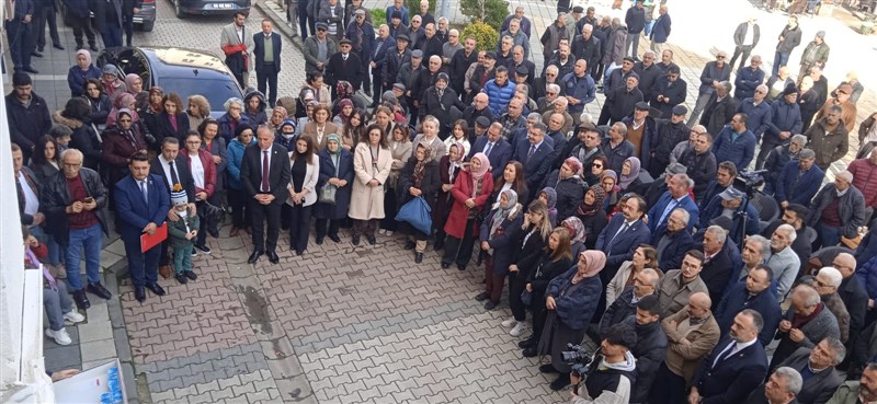 Özalp Aday Adaylığını Açıkladı