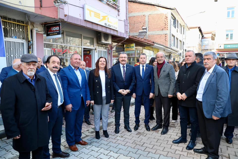 Özalp Aday Adaylığını Açıkladı