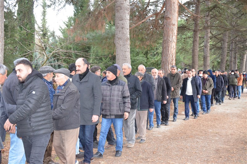 Fehmi Eser Toprağa Verildi