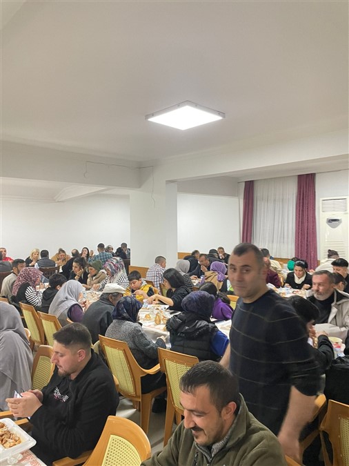 Ankara Esençay Köyü Gönüllüleri Derneğinden Aile İftar Programı