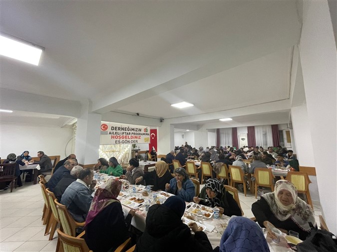 Ankara Esençay Köyü Gönüllüleri Derneğinden Aile İftar Programı