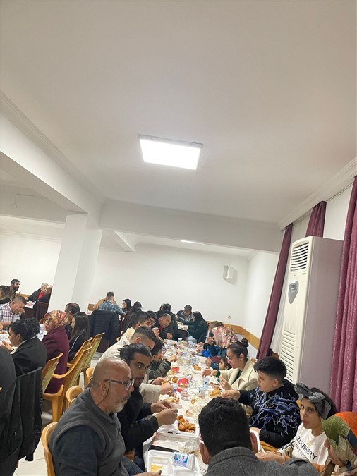 Ankara Esençay Köyü Gönüllüleri Derneğinden Aile İftar Programı