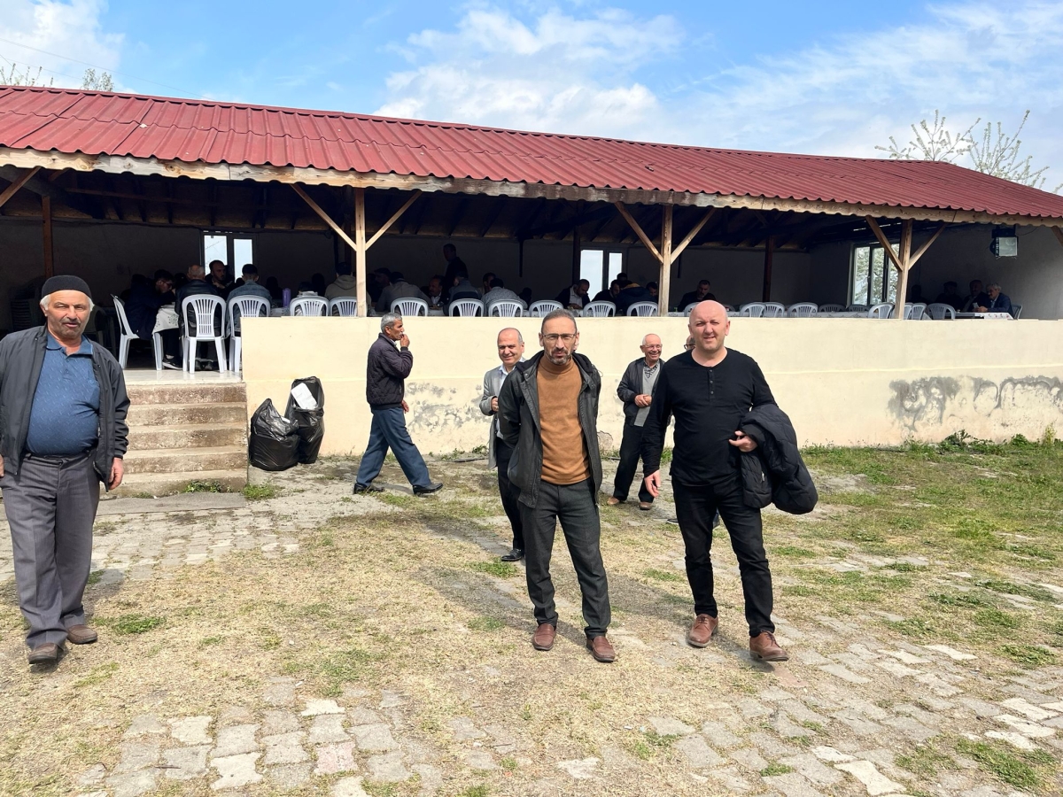 Muhtar Recep Duyar Tanışma Ve Teşekkür Yemeği Düzenledi