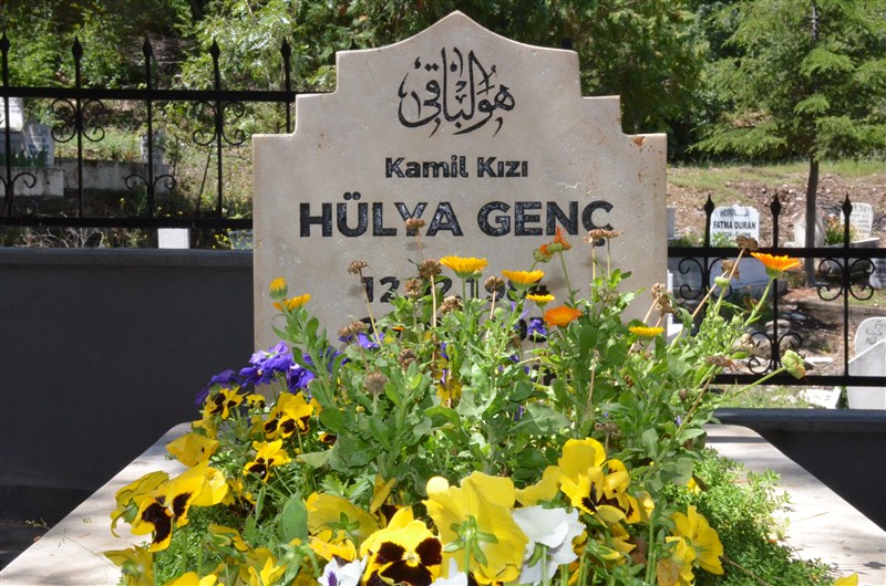 Solingen Şehitlerimiz ve Bilge Ana Kabri Başında Anıldı