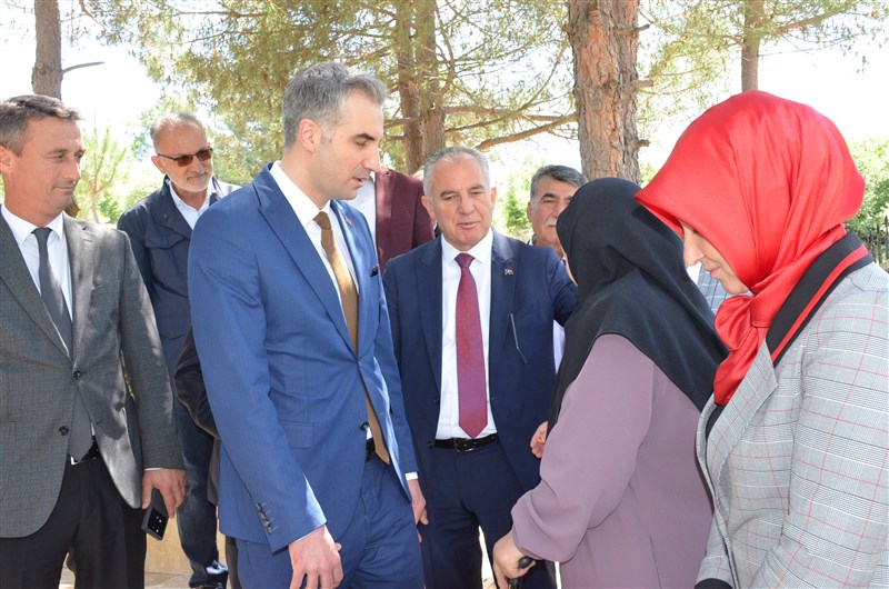Solingen Şehitlerimiz ve Bilge Ana Kabri Başında Anıldı
