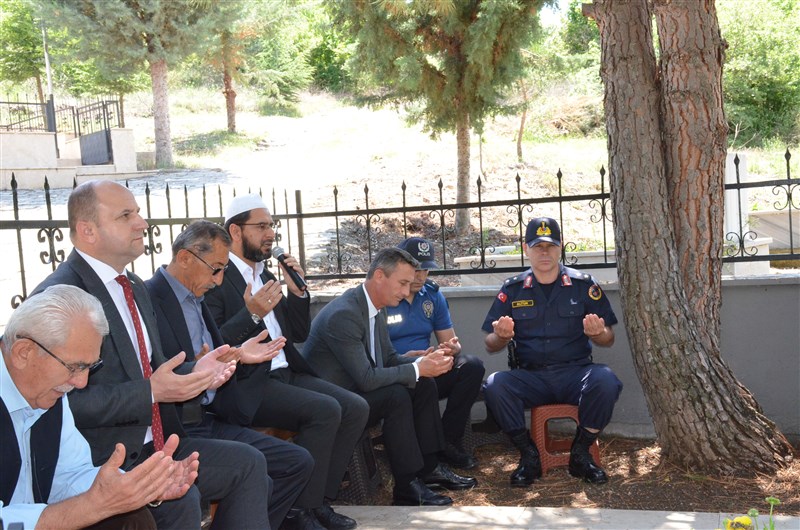 Solingen Şehitlerimiz ve Bilge Ana Kabri Başında Anıldı