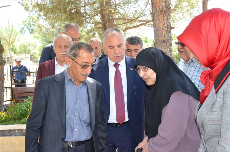 Solingen Şehitlerimiz ve Bilge Ana Kabri Başında Anıldı