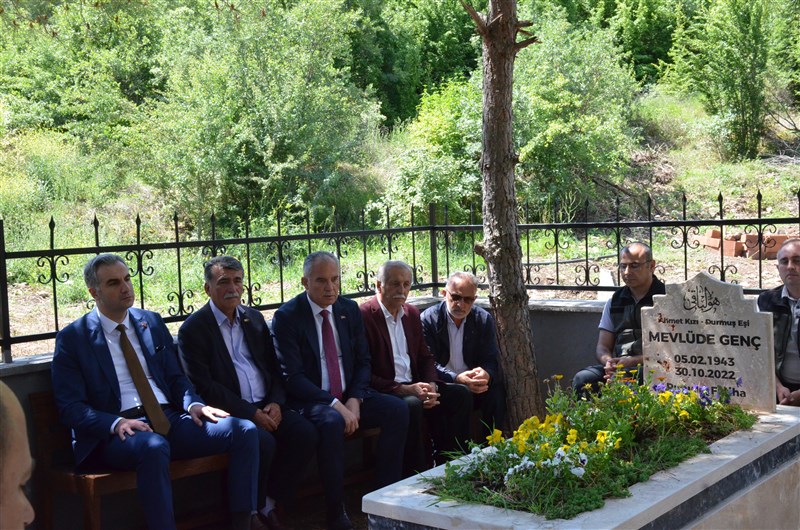 Solingen Şehitlerimiz ve Bilge Ana Kabri Başında Anıldı
