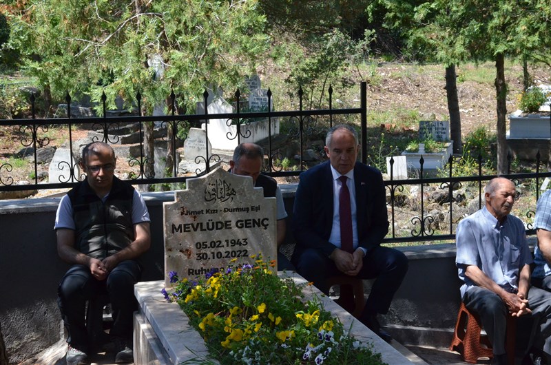 Solingen Şehitlerimiz ve Bilge Ana Kabri Başında Anıldı
